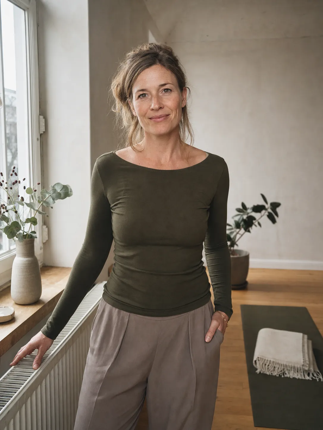 Ida Lorenz in ihrem Yoga-Studio in Hamburg-Winterhude